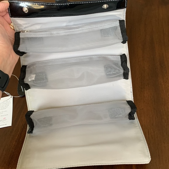 Beijo clutch (makeup brush case) - Picture 3 of 4